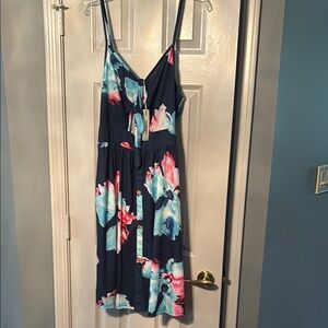 Vote Pretty Floral Sleeveless Sundress with tie & peek-a-boo cutout NWT
